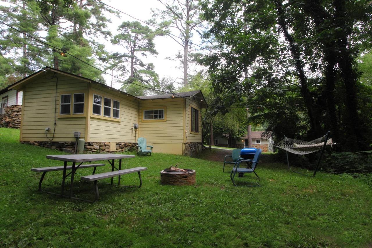 The Pines Cottages Woodfin Exteriér fotografie