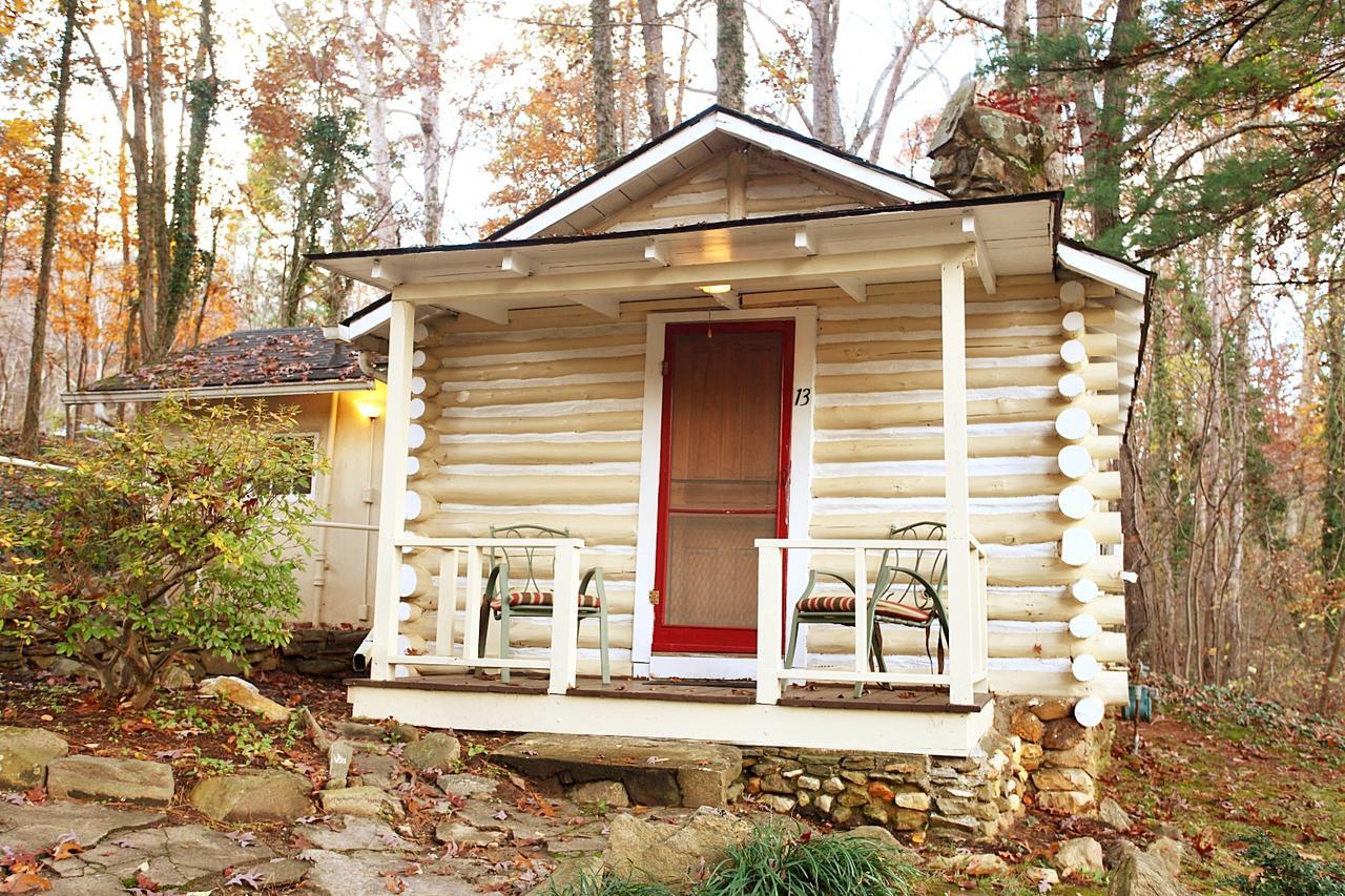 The Pines Cottages Woodfin Exteriér fotografie