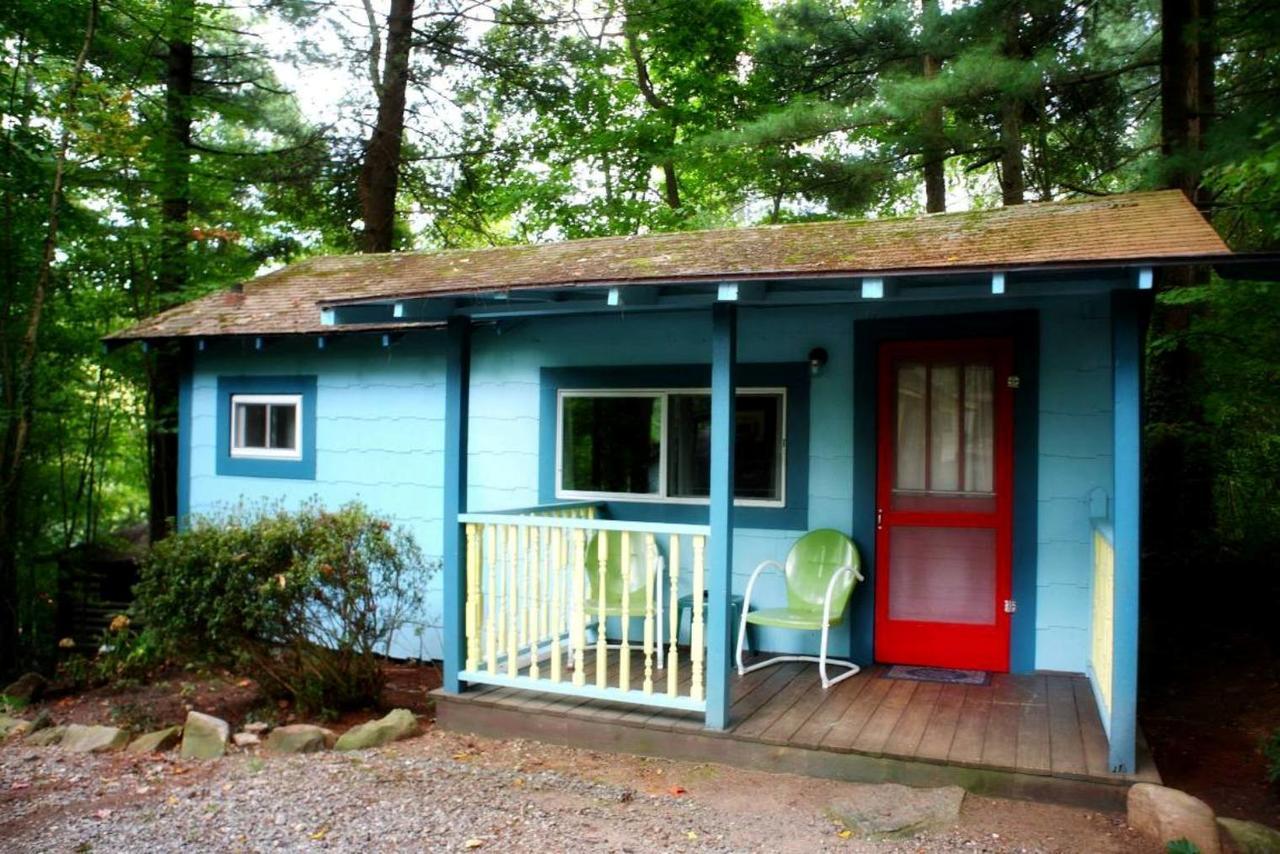 The Pines Cottages Woodfin Exteriér fotografie